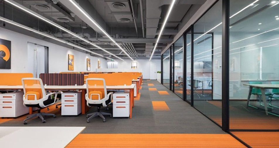 大型的辦公室一般用什么裝飾？